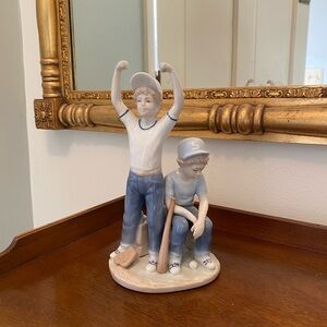 Lladro style “Home Run” Porcelain Baseball Boys Figurine in White and Light Blue
